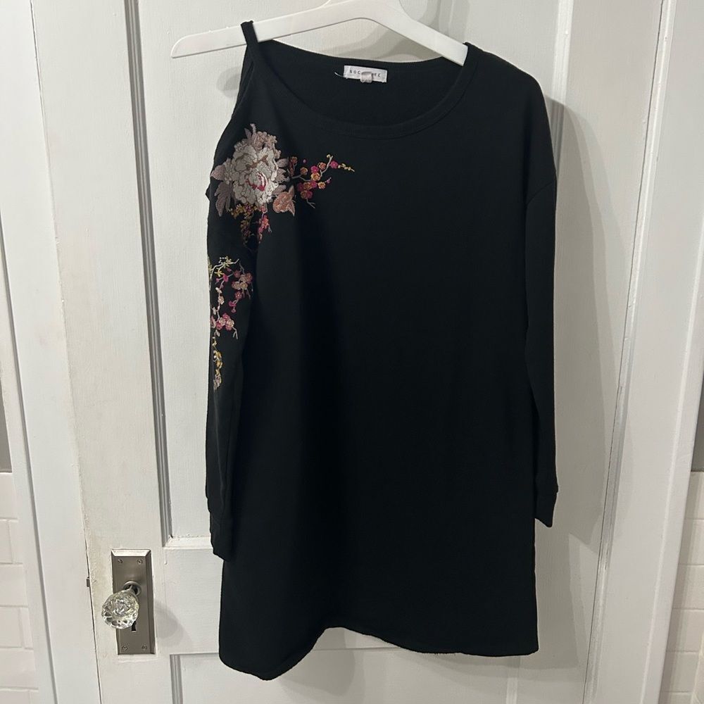 Black Floral Embroidered Sweatshirt Dress